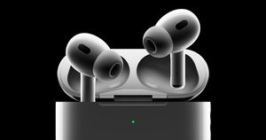 Apple AirPods Pro 2：遍在する音のジレンマ — 大衆性と卓越性の狭間で